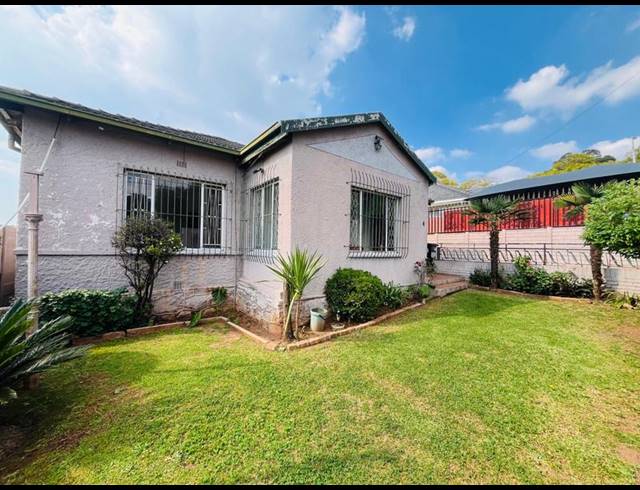 3 BEDROOM HOUSE FOR SALE IN KENSINGTON